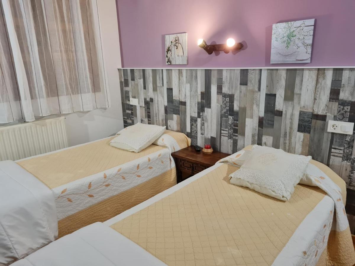 Restaurante Hotel Rural Papasol 阿塔普埃尔卡 外观 照片